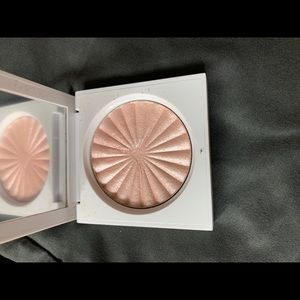 OFRA highlighter